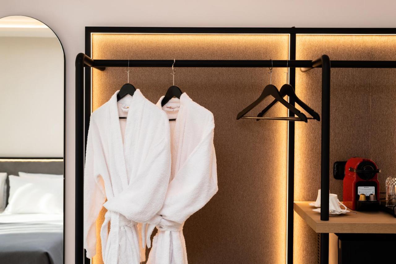 Neapolis 21 Suites, Premium Key Collection *