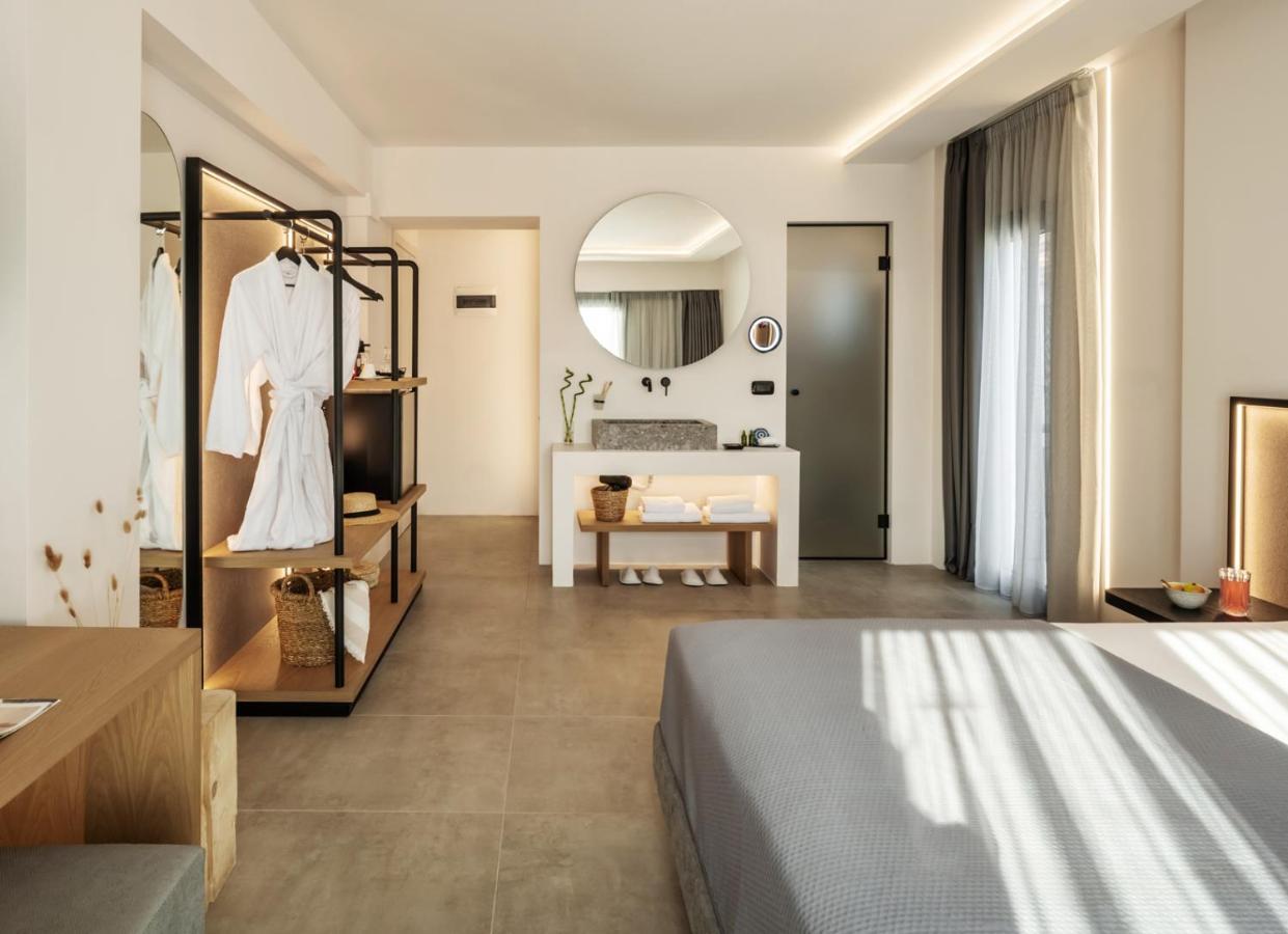 Neapolis 21 Suites, Premium Key Collection *